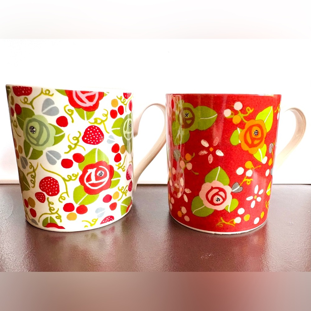 Vintage Queens Julie Dodsworth Strawberry Fair & Rose Cottage Mugs - Set of 2